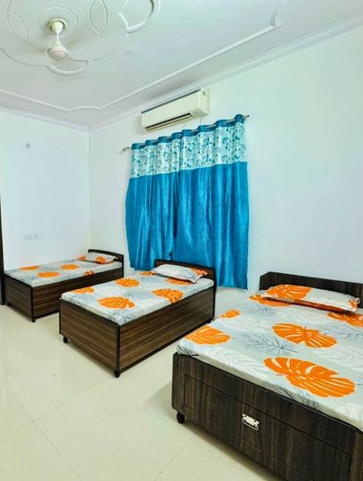 Inpatient rehab centre stay with patients receiving care and support