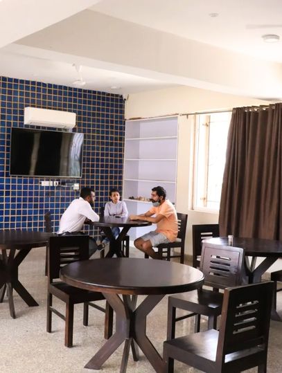 Group therapy session at Nasha Mukti Kendra in India for alcohol recovery.