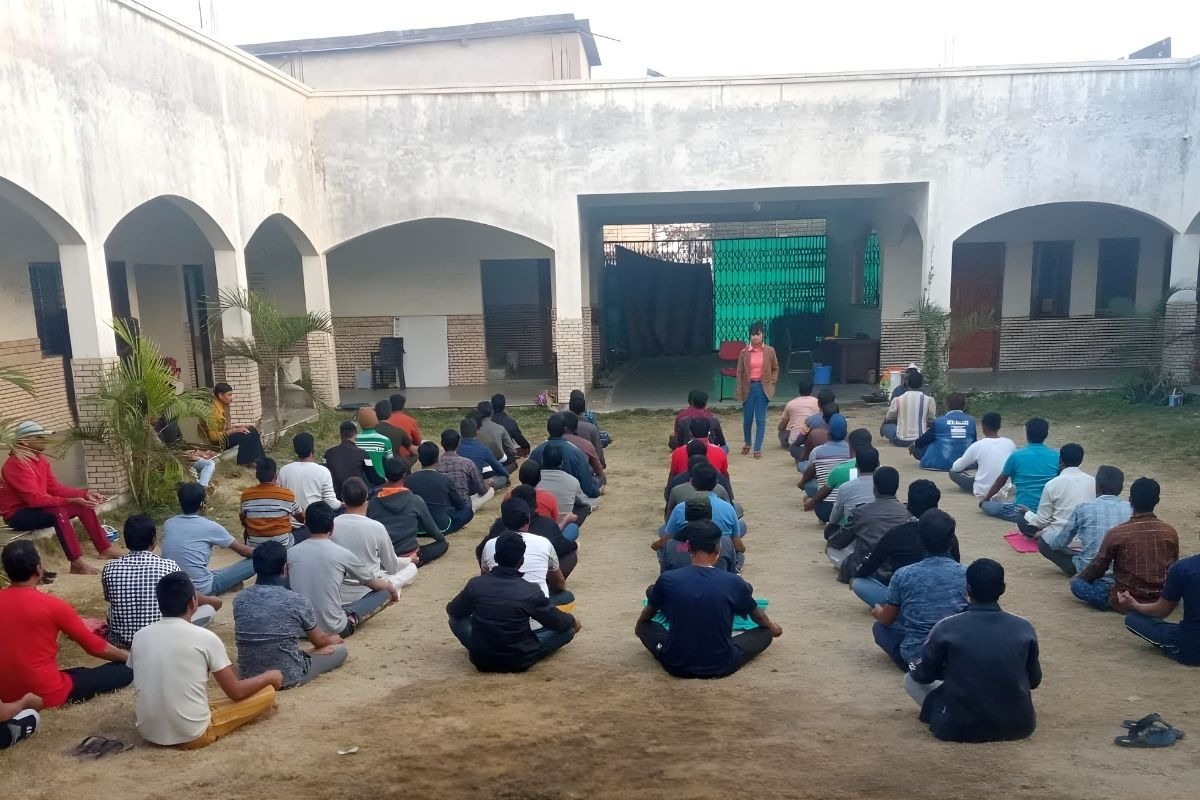 Nasha Mukti Kendra therapy session in Chhattisgarh centre